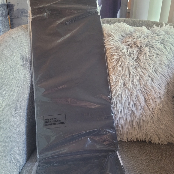 Chanel box with ribbon - Picture 3 of 4